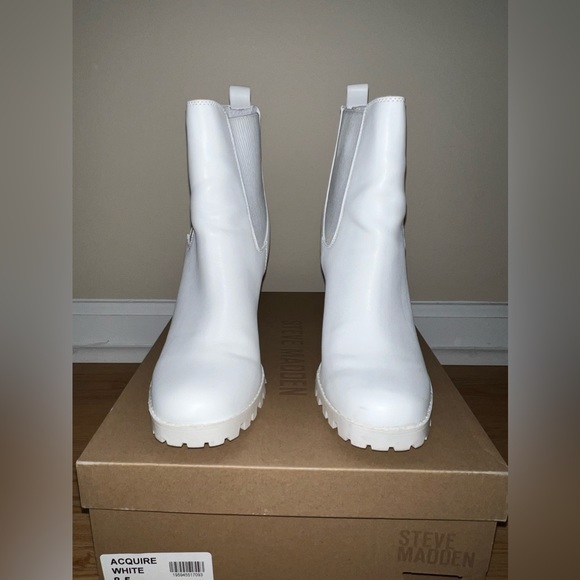 STEVE Madden Acquire White Heeled Boot - Picture 2 of 5